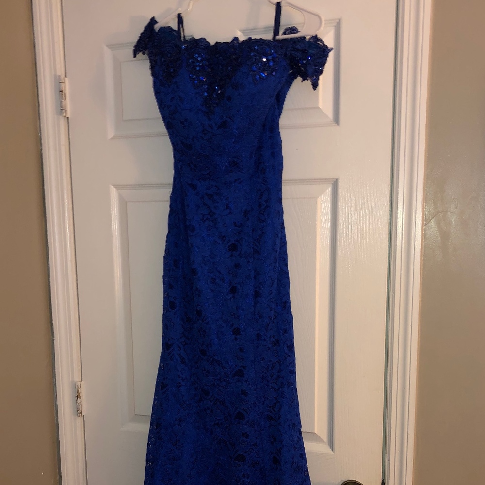Off-the-shoulder train dress